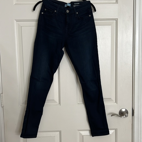 7 for all Mankind ankle skinny - Picture 2 of 4
